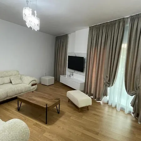 Fred Apartman Berat