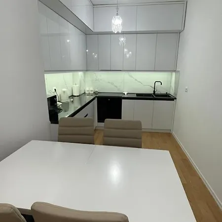Fred Apartman Berat