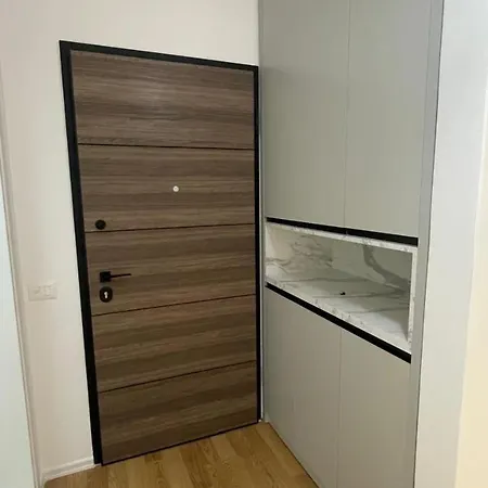 Fred Apartman *